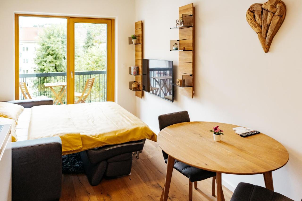 Woody - Comfy Apartment In Siska Ljubljana Bagian luar foto